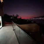 Casa Jade
