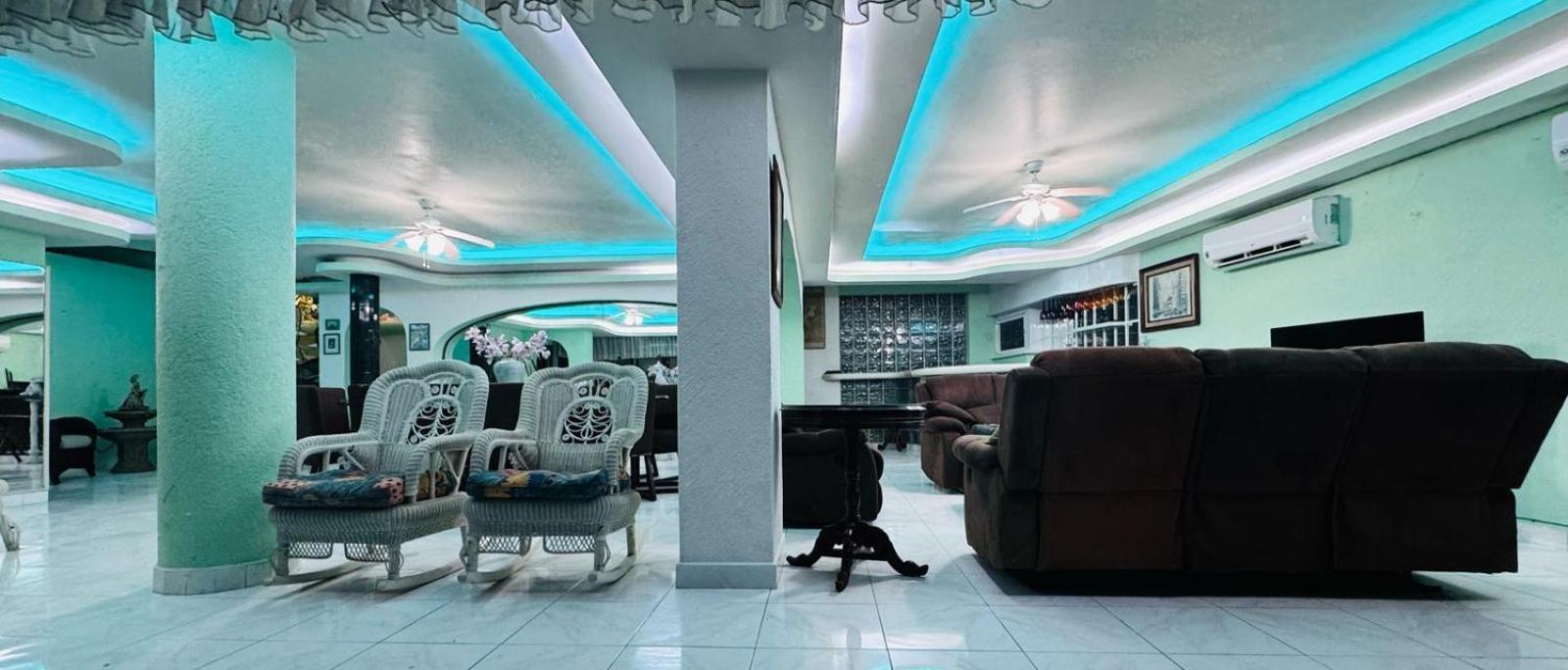 Casa Jade Villa *